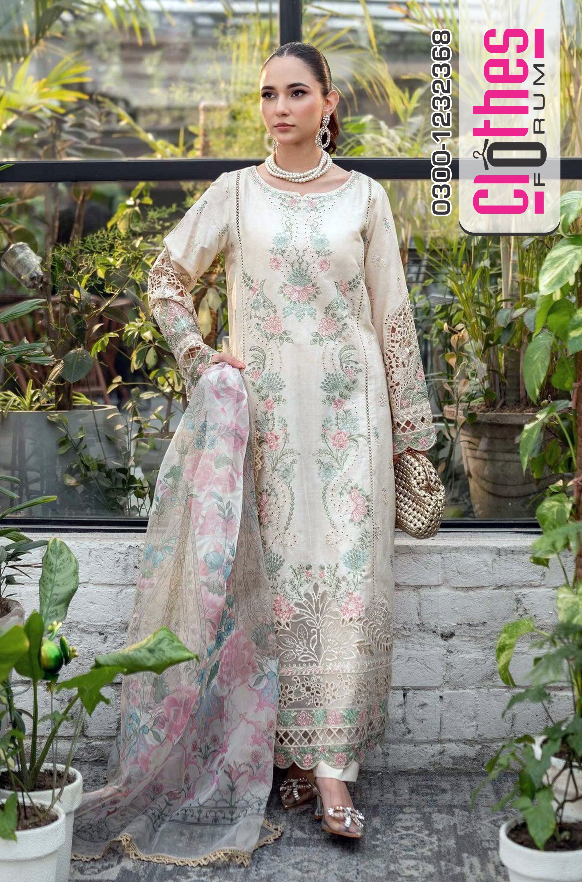 Maria B Luxury Lawn 2025 – Pistachio Green & Salmon Pink Elegance