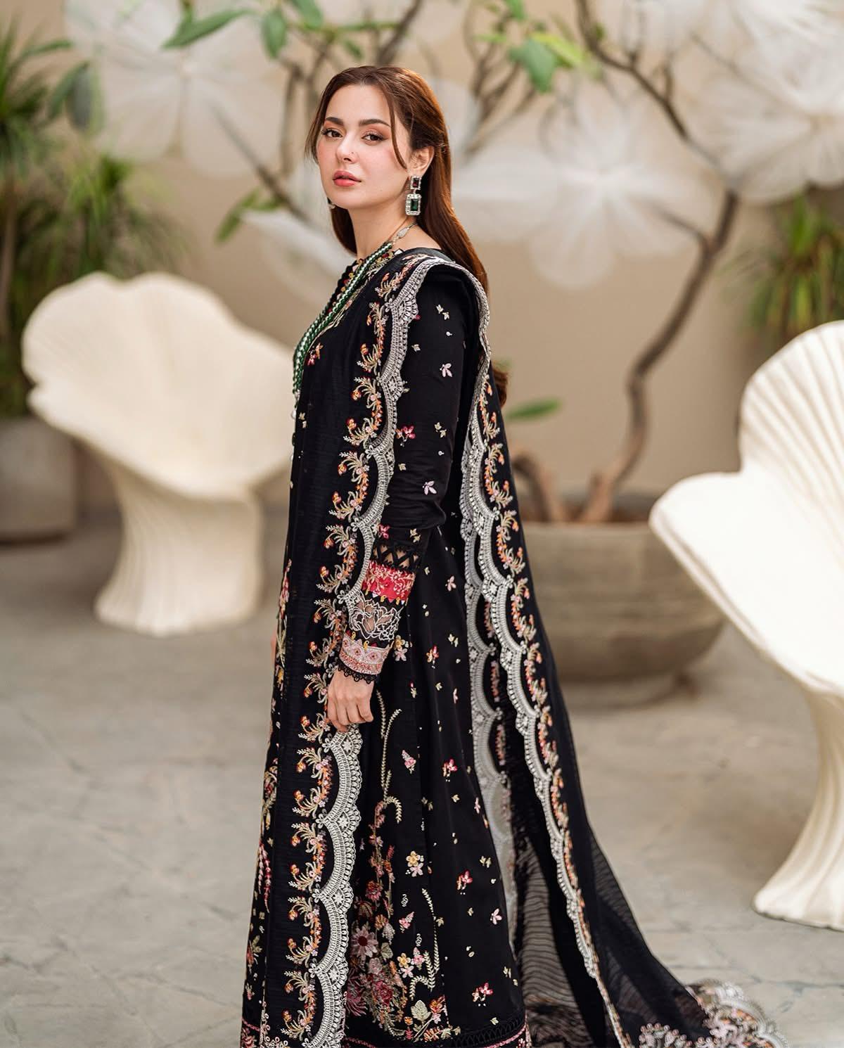 Qalamkar Luxury Lawn & Mushq Velvet – Wedding Elegance Redefined!