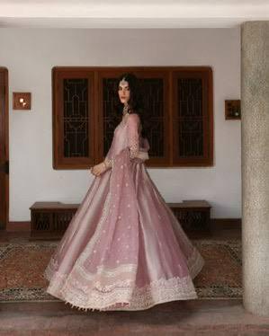 Faiza Saqlain Luxury Wedding Formal – Tea Pink Flairy Chiffon Maxi