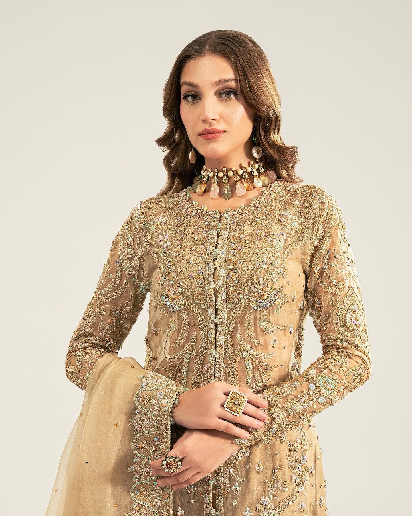 Kanwal Malik – Royal Gold Embroidered Formal Ensemble