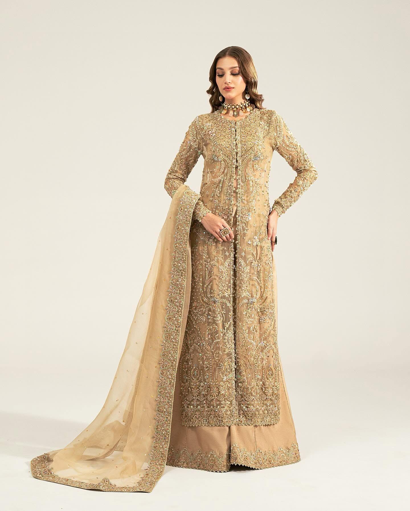 Kanwal Malik – Royal Gold Embroidered Formal Ensemble