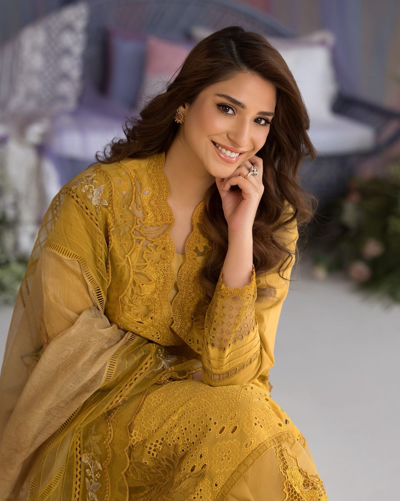 Sobia Nazir Luxury Lawn – Golden Radiance Unstitched Party Wear