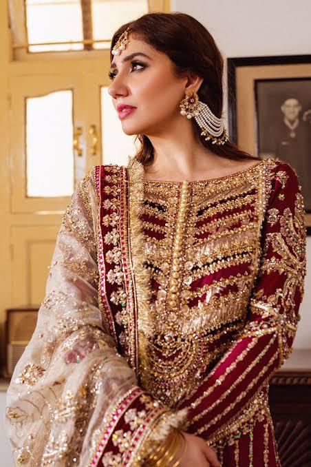 Mohsin Naveed Ranjha Luxury Bridal Gharara – Shocking Red Elegance