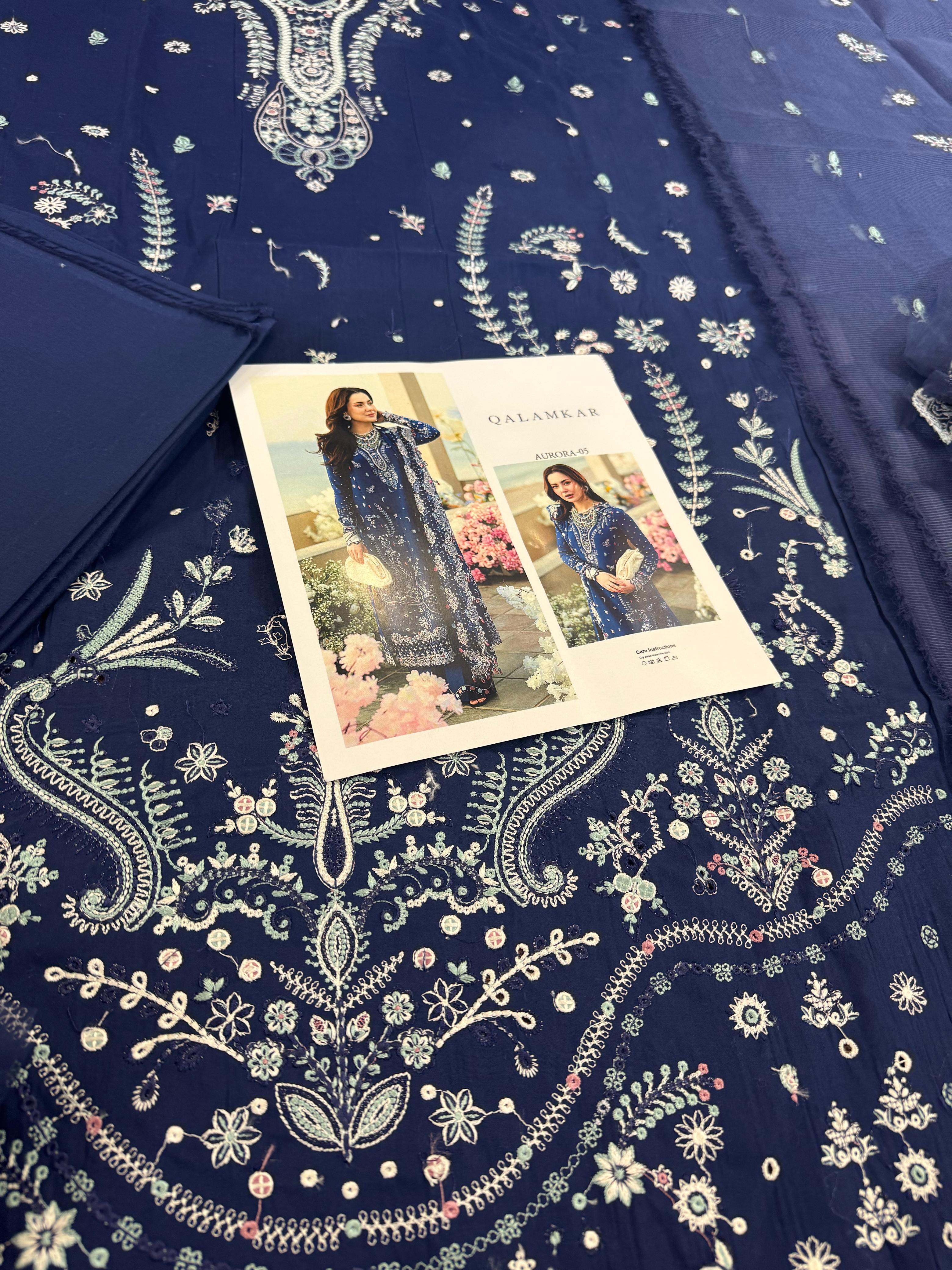 Qalamkar Luxury Lawn 2025 – Timeless Summer Elegance