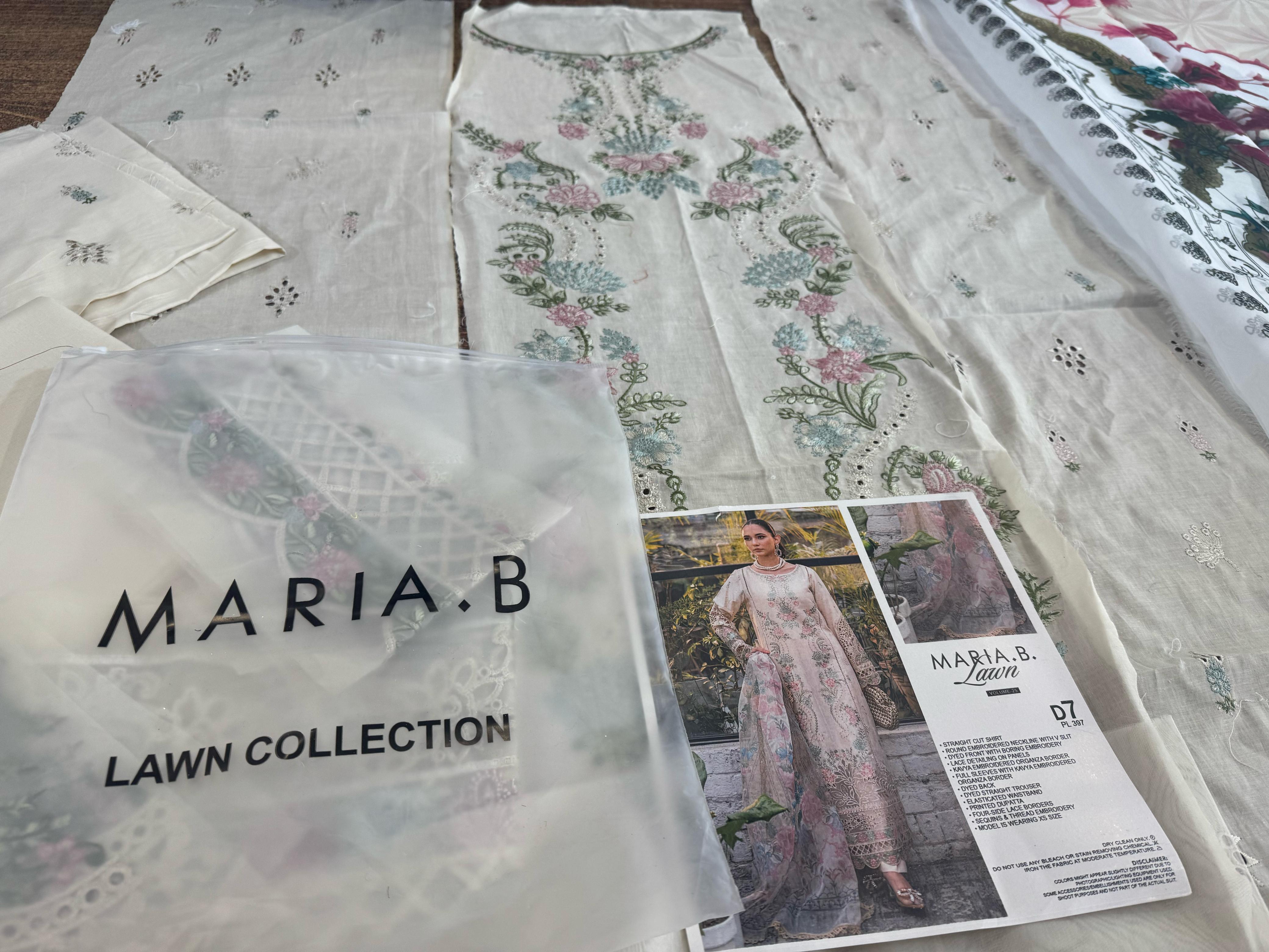 Maria B Luxury Lawn 2025 – Pistachio Green & Salmon Pink Elegance