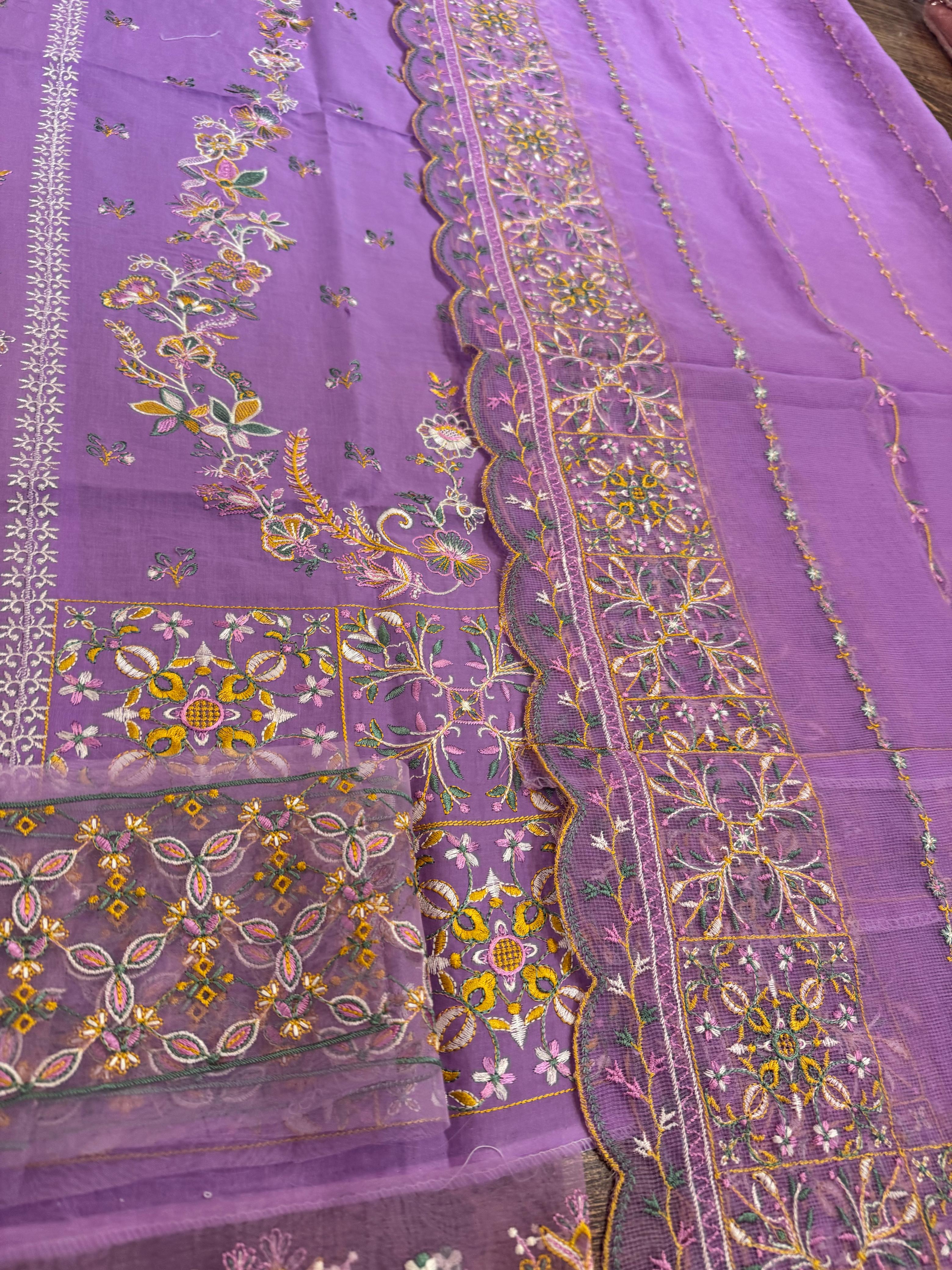 Kanwal Malik Luxury Lawn – Lilac Elegance Embroidered Unstitched Suit